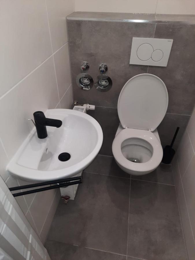 Apartment Seestern In Steinhude, Ruhig Gelegen , 2 Schlafzimmer, 2 Baeder, Freies Wlan Wunstorf